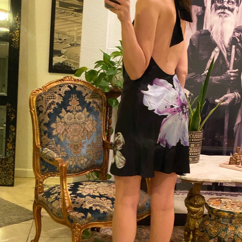 NEIMAN MARCUS Halter dress, 100 % silk, Sz S, NWOT - Picture 7 of 7